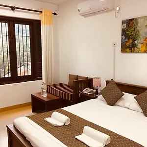 3* Hotel Sarvodaya Samma Vaasa